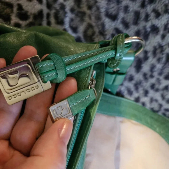 Soprano | Gorgeous  Green Slouchy Leather Bags Iridescent Snake Pattern - Rare! - Picture 15 of 16